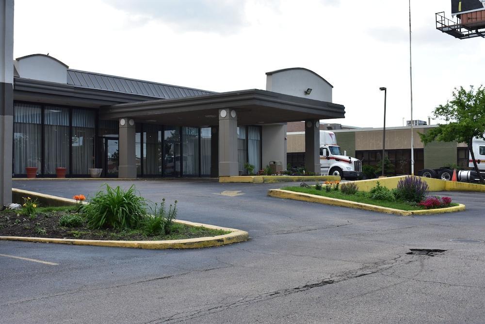 Days Inn Melrose Park/O'Hare South Экстерьер фото