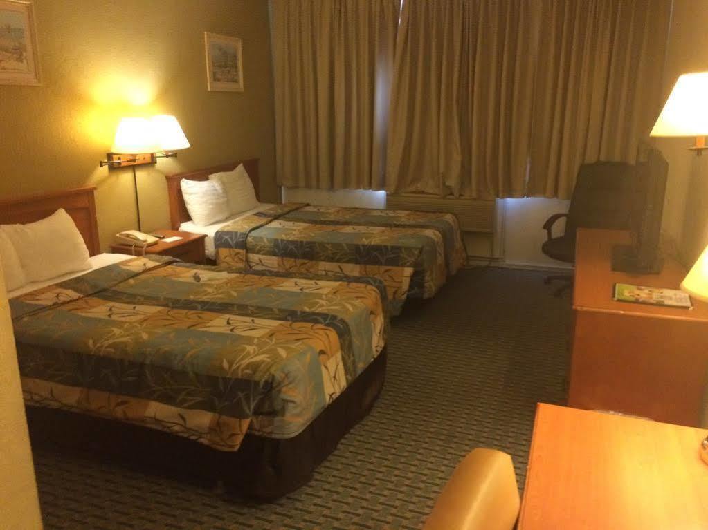 Days Inn Melrose Park/O'Hare South Экстерьер фото