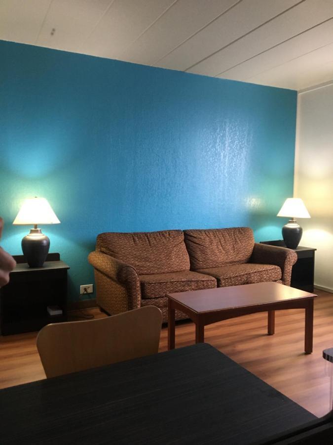 Days Inn Melrose Park/O'Hare South Экстерьер фото